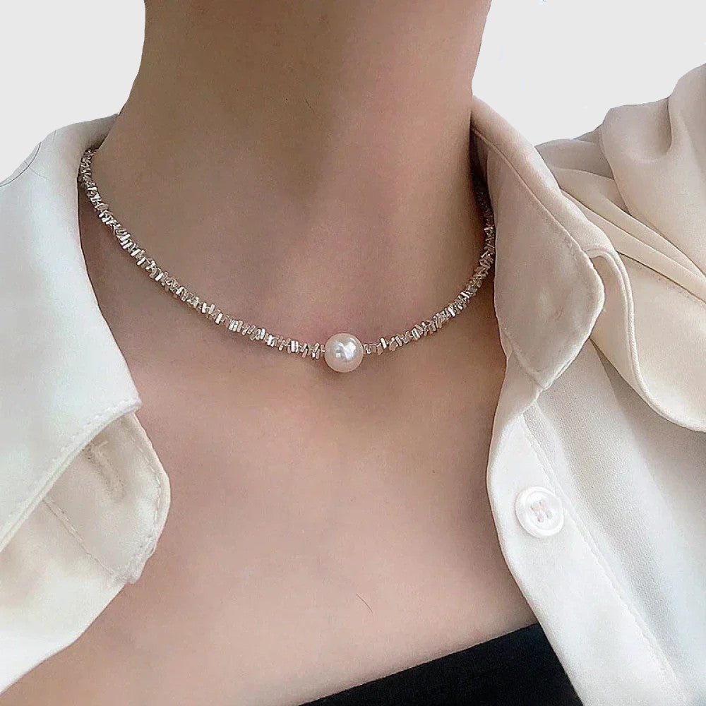 Stylish Pearl Necklace