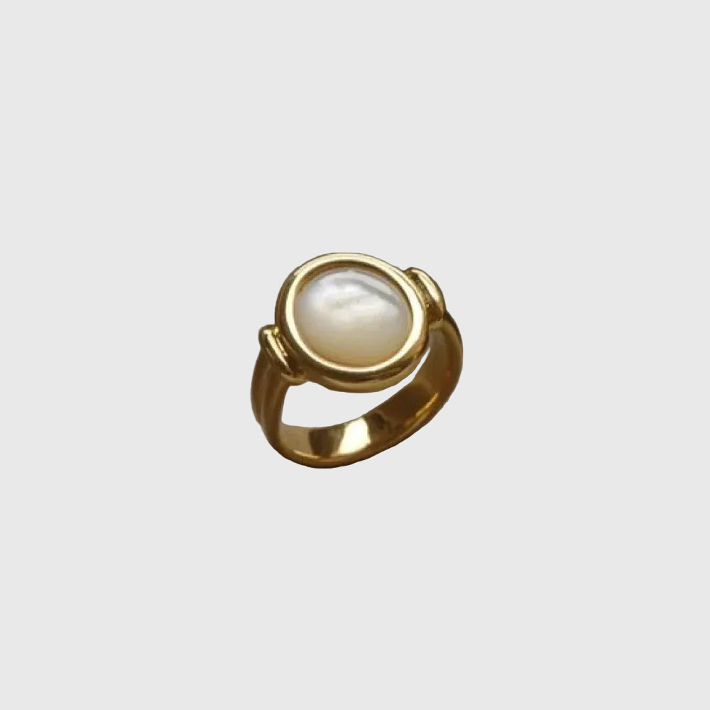 Elegant Pearl Ring