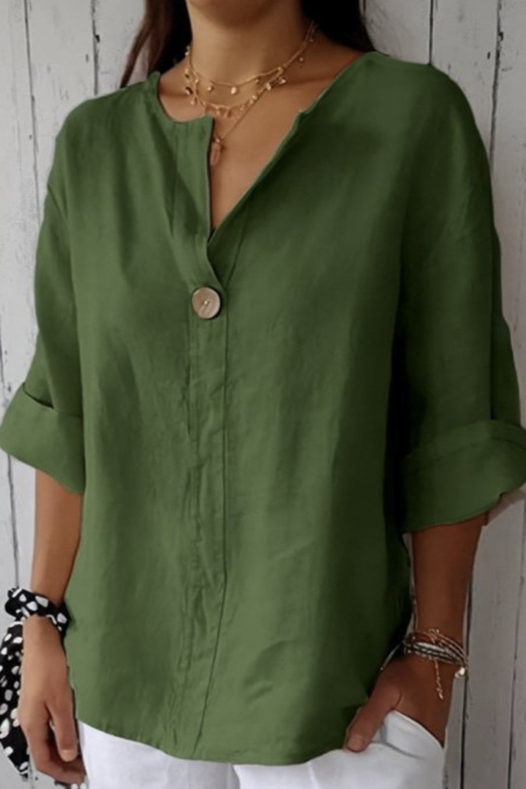 Zamma | Relaxed V-Neck Blouse
