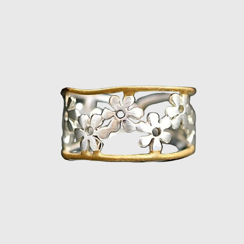 Irregular Flower Ring with Hollow Pattern