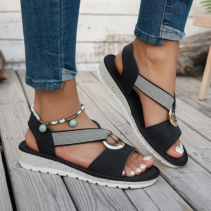 Luna | Flat Sandals