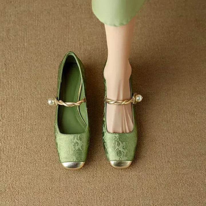 Camille | Vintage Braided Pearl Shoe